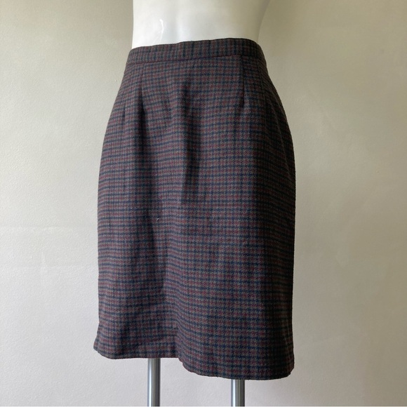 Briggs Petite | Vintage Wool Houndstooth Knee Length Pencil Skirt - Picture 1 of 9